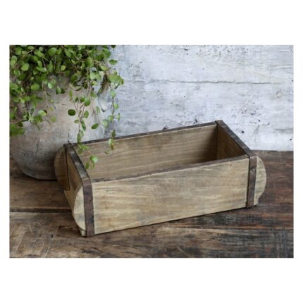 Dřevěný box-bedýnka